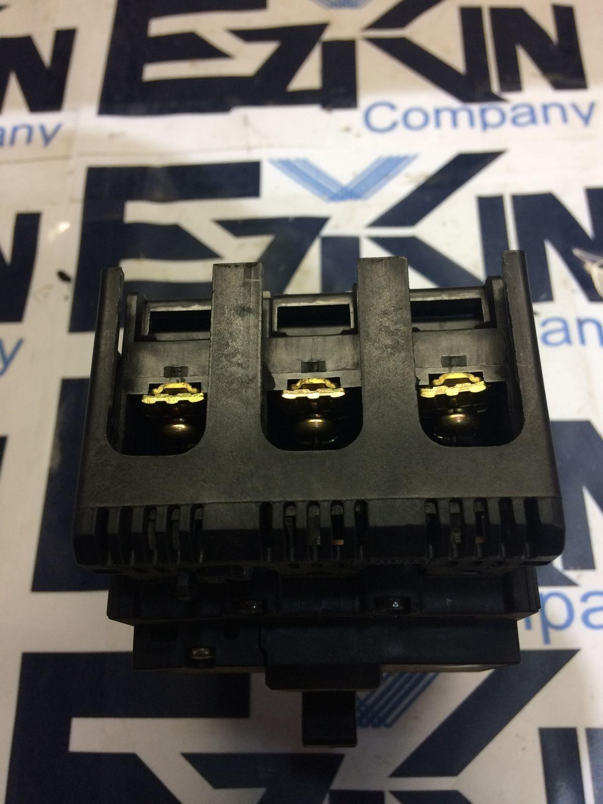 Fuji EA33AC Circuit Breaker 220VAC 15Amp 