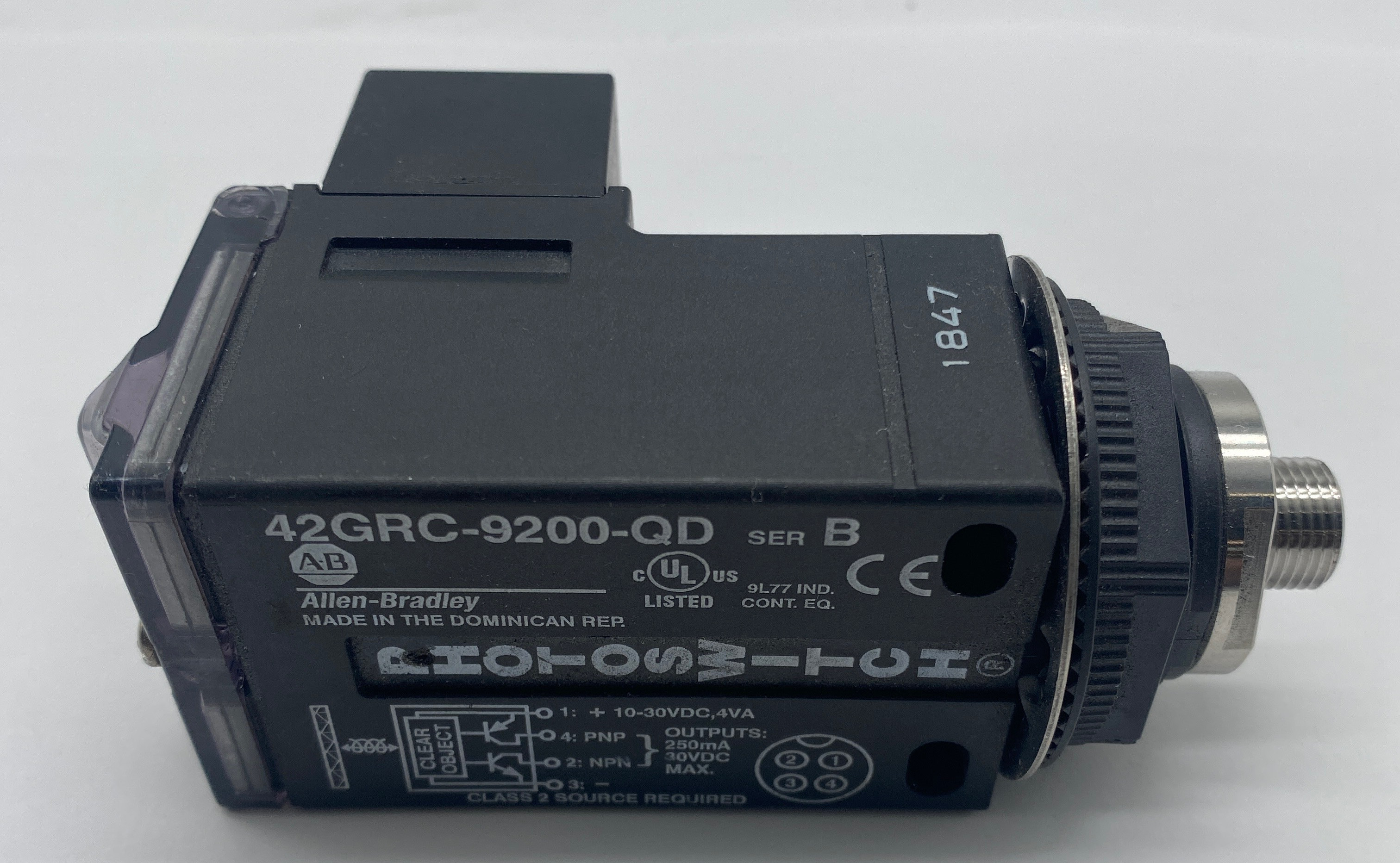 Allen-Bradley 42GRC-9200-QD SER.B Photoelectric Sensor, 10-30VDC 4VA