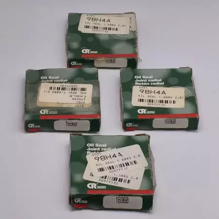 NEW Chicago Rawhide 16960 Nitrile Oil Seal Lot of 4