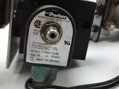 Worcester Controls A34WW1R4 Pneumatic Valve Actuator W/Valve & Switch 