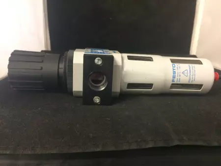  FESTO LFR-1/2-D-5M-MIDI-A PNEUMATIC FILTER REGULATOR, 