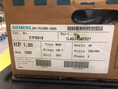 Siemens 1LA01456FP21 3-Phase AC Motor, 1HP Frame 145T 