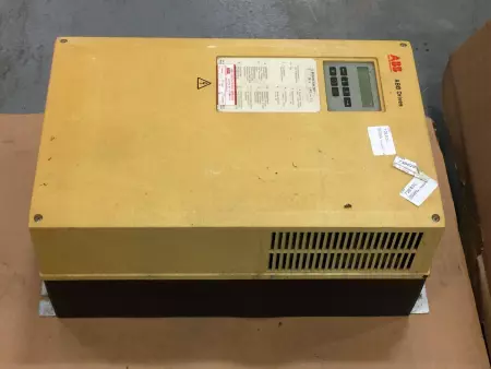 ABB ACS501-050-5-00P210000 AC Drive W/Internal Brake Chopper, 50HP 