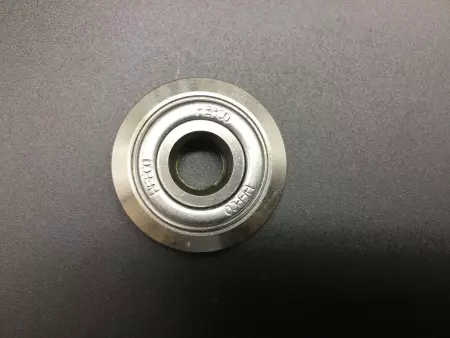 HepcoMotion RSJ34DE Studded Wheel V Rail Bearing, 10mm Bore Lot of 4