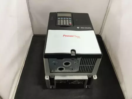 Allen Bradley 20AB015A3AYNACG0 SER.A PowerFlex 70 AC Drive, 4kW/5HP 