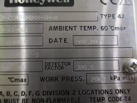 Honeywell MGG14ID-CC4F-XBXX-SH-A Flow Meter Converter 