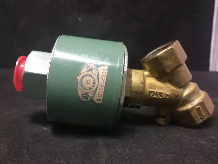 NEW Asco 8211A15M0 General Purpose Valve 
