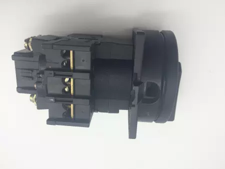  Moeller P1-32 Disconnect Switch, 3-Pole, 32Amp, 600VAC 