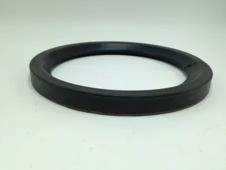 NEW JM Clipper 0712-13121 Nitrile Oil Seal, 7.125 in Shaft, 8.625 in OD 