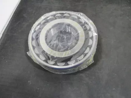 FAG 21313-E1-TVPB-C3 Spherical Roller Bearing 65mm I.D. Dia. 