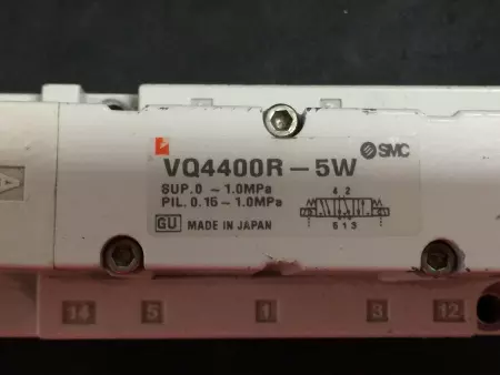 SMC VQ4400R-5W SOLENOID VALVE 