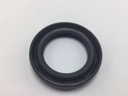 NEW  CR 32X48X8 HMSA7 R OIL SEAL 