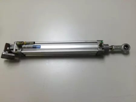  Festo DNGU-50-320-PPV-A 158036 Air Cylinder 