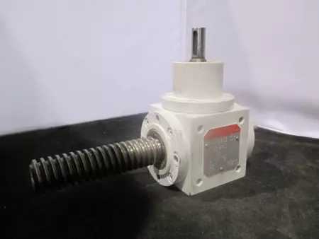 Vogel H-050 Spiral Bevel Gearbox, Ratio 2:1 