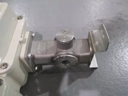  Honeywell MGG14ID-CC4F-XBXX-SH-A Flow Meter Converter 