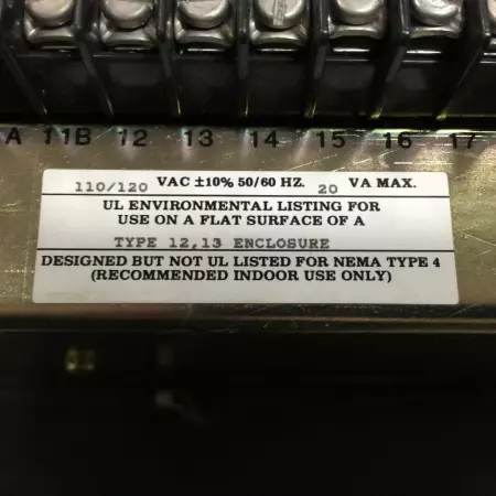 Allen-Bradley 2706-B11J16 SER. F Dataliner Operator Interface Digital Display 