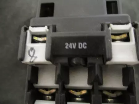 Klockner Moeller DIL0AM-G Contactor  24vdc Coil 