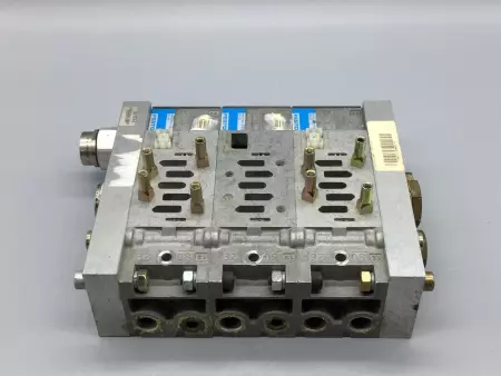 Festo IEPR-04-D-2 Manifold Valve Assembly 