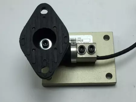 Sensortronics 60040-100-0103 Load Cell Mount Assy, 100 Lbs 