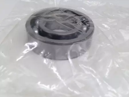 NEW NSK 6004C3 Deep Grove Ball Bearing 42mm OD 