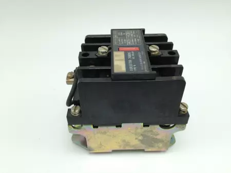  Allen-Bradley 700DC-N400Z24 SER.C DC Relay 