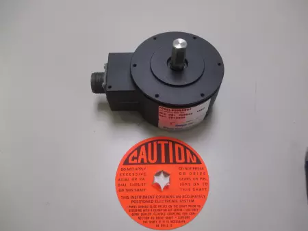 Dynapar 63-AAEF-1800-A0 Optical Incremental Encoder M050083 