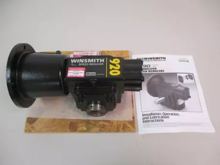 Winsmith 920CDSE51230B7 D-90 Speed Reducer, Ratio10:1 Input 1.75HP 