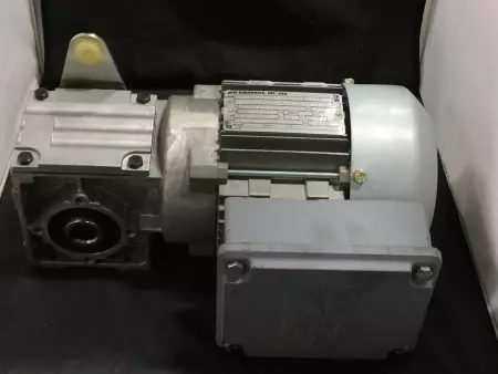 Sew-Eurodrive WA20TDT71D4TF Gearmotor 0.5HP W/SPIROPLAN Right Angle Reducer 