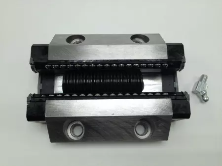 REXROTH STAR 1653-713-10 LINEAR BALL RAIL RUNNER BLOCK, SIZE 30 