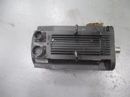 Allen Bradley 1326AB-B530E-21-SL SER. B AC Servo Motor, 4.3kW 