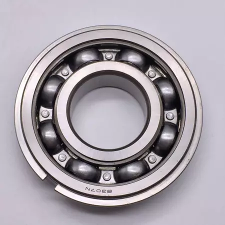 NEW NSK 6307ZNR Deep Groove Ball Bearing Bore 35mm 