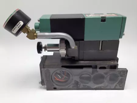 Numatics 153SA415M0000061 Solenoid Valve W/Regulator Base and Gauge 
