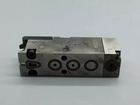 Nordson 1064076 UM3 Hot Melt Spray Module 