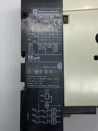 Telemecanique LD4-LC130 Integral 32 Motor Starter 