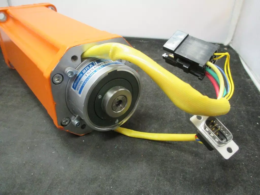 ABB 3HAC10555-1 Elmo Servo Motor 415W W/Tamagawa Encoder 