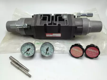 NUMATICS 554RT300J DOUBLE SIDED PRESSURE REGULATOR VALVE 