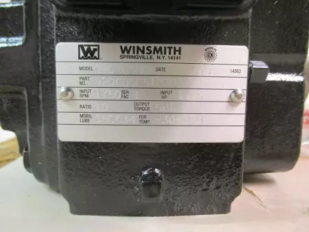 Winsmith 920CDSE51230B7 D-90 Speed Reducer, Ratio10:1 Input 1.75HP 