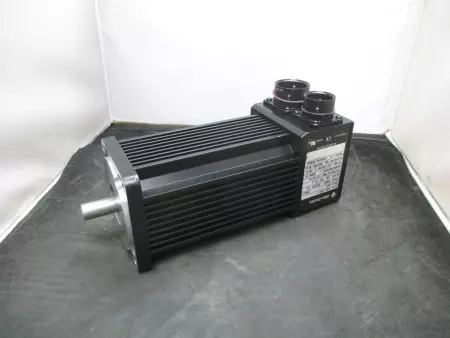 Allen-Bradley 1326AS-B330H-21 SER.A AC Servo Motor, 0.9kW - IN GERMANY 