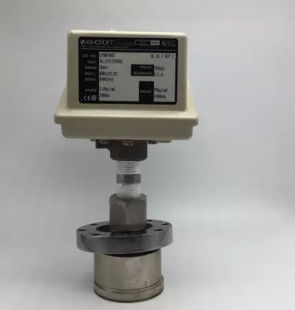  ASHCROFT LPSN4PB07 PRESSURE SWITCH TESTED RANGE: 30PSI, PROOF: 500PSI 