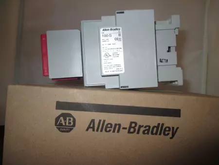 NEW ALLEN BRADLEY 100S-C30KP14C 3 POLE SAFETY CONTACTOR 