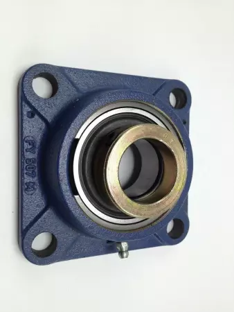 SKF FY-35-FM BEARING SQUARE 4-BOLT FLANGED UNIT 35MM BORE PN# FY-35-FM 