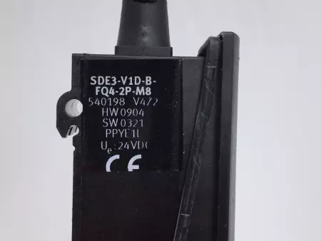 FESTO SDE3-V1D-B-FQ4-2P-M8 540198 PRESSURE/VACUUM SENSOR 24VDC 