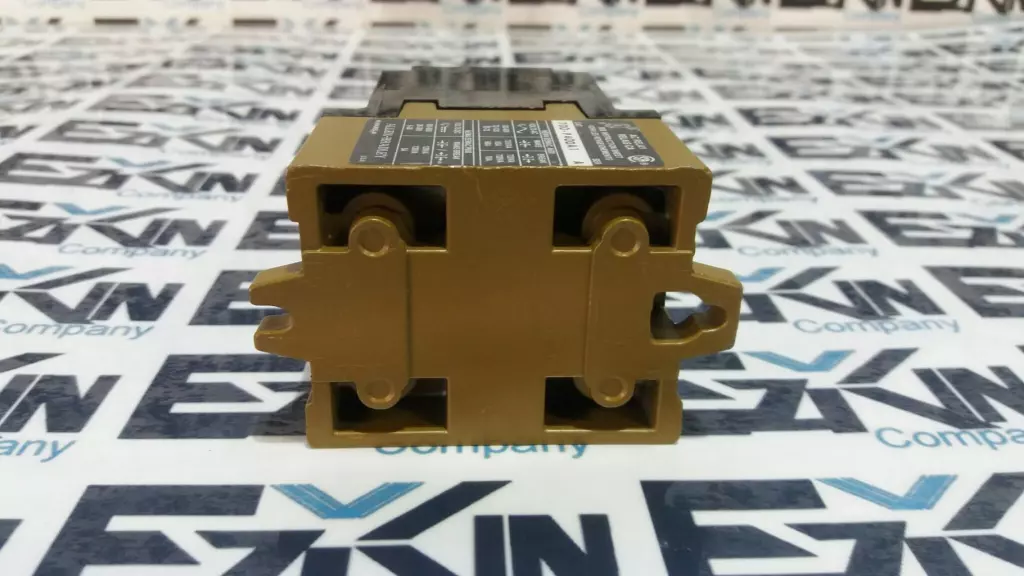 Allen Bradley 700-P400A1 SER-A Bulletin 700 AC Relay, 120V Coil 600VAC 10A 