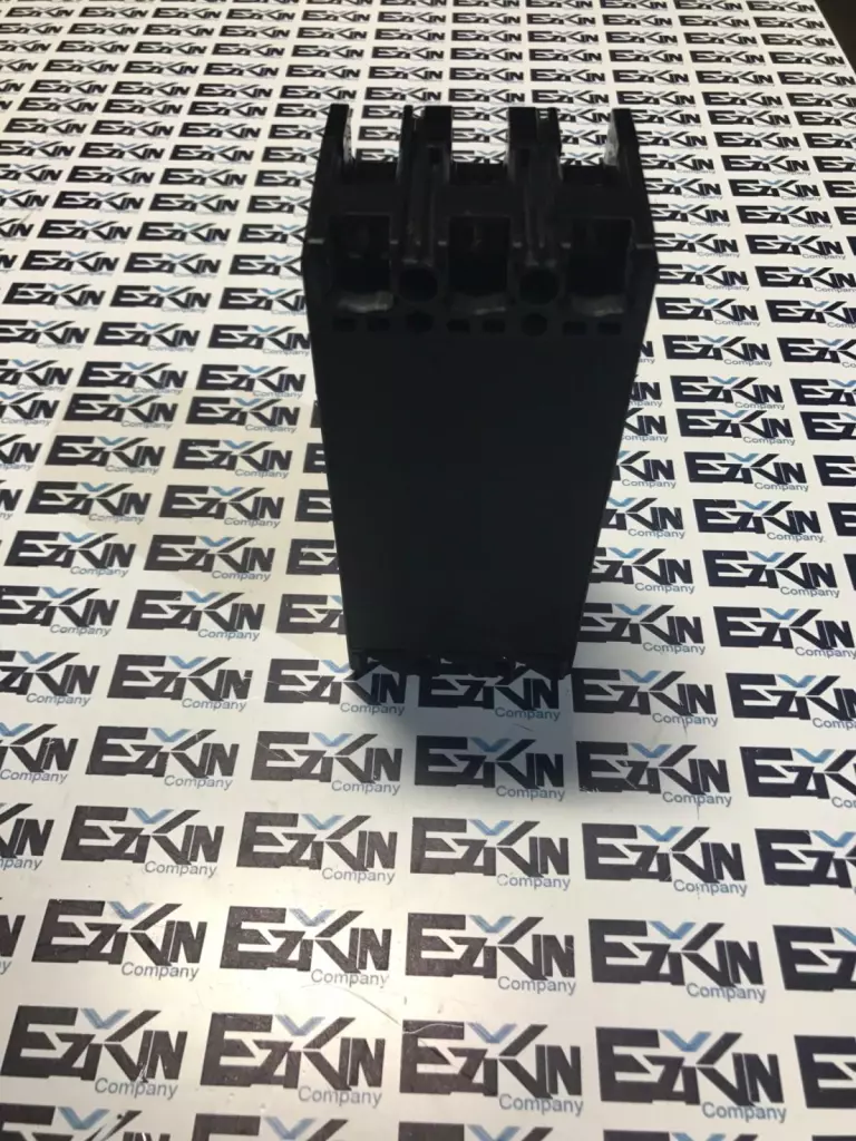 Mitsubishi NV50-SS 3-Pole Circuit Breaker, 50A 550V 