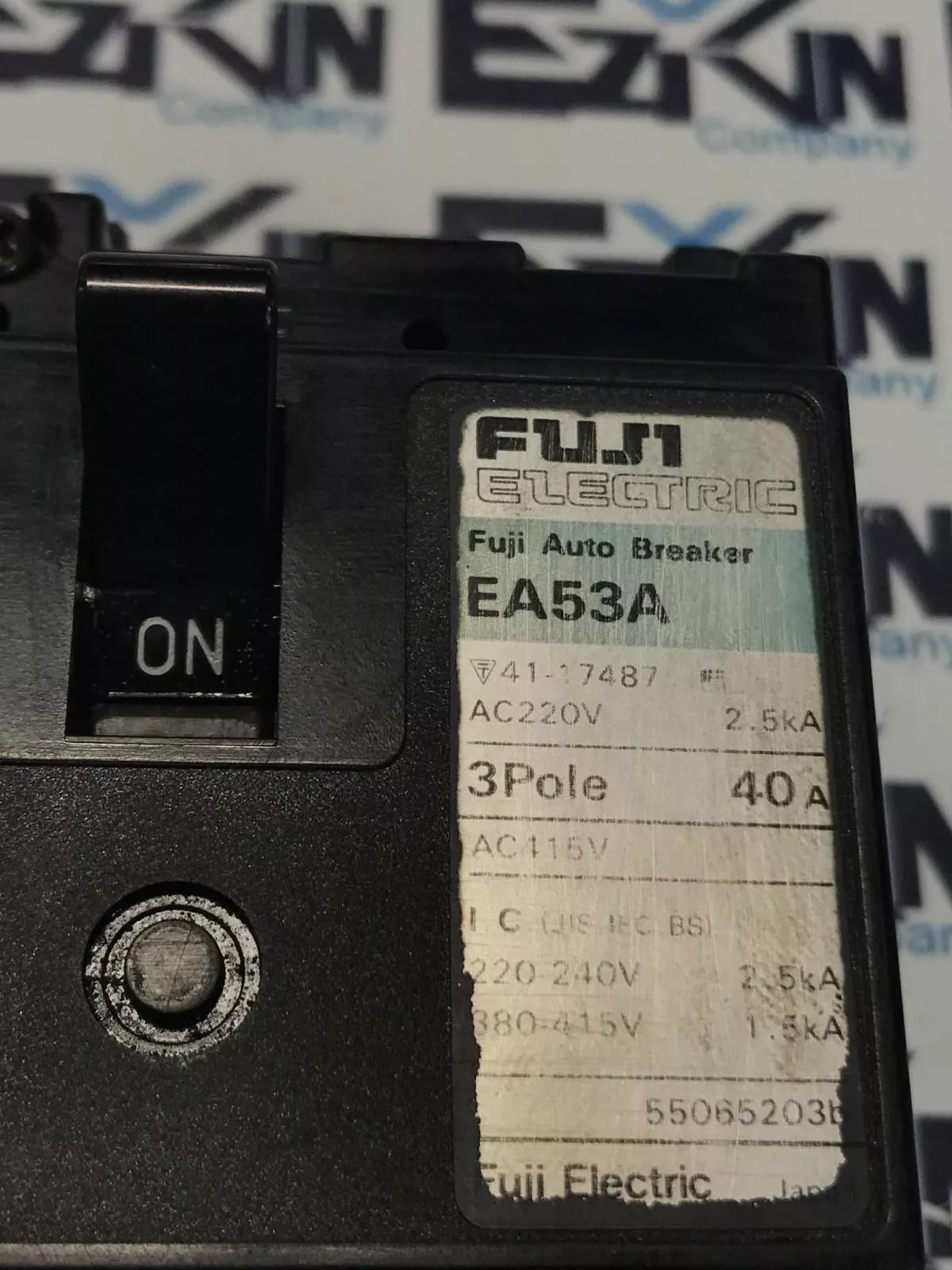 Fuji Electric EA53A 3-Pole Circuit Breaker, 40A 220-415V 