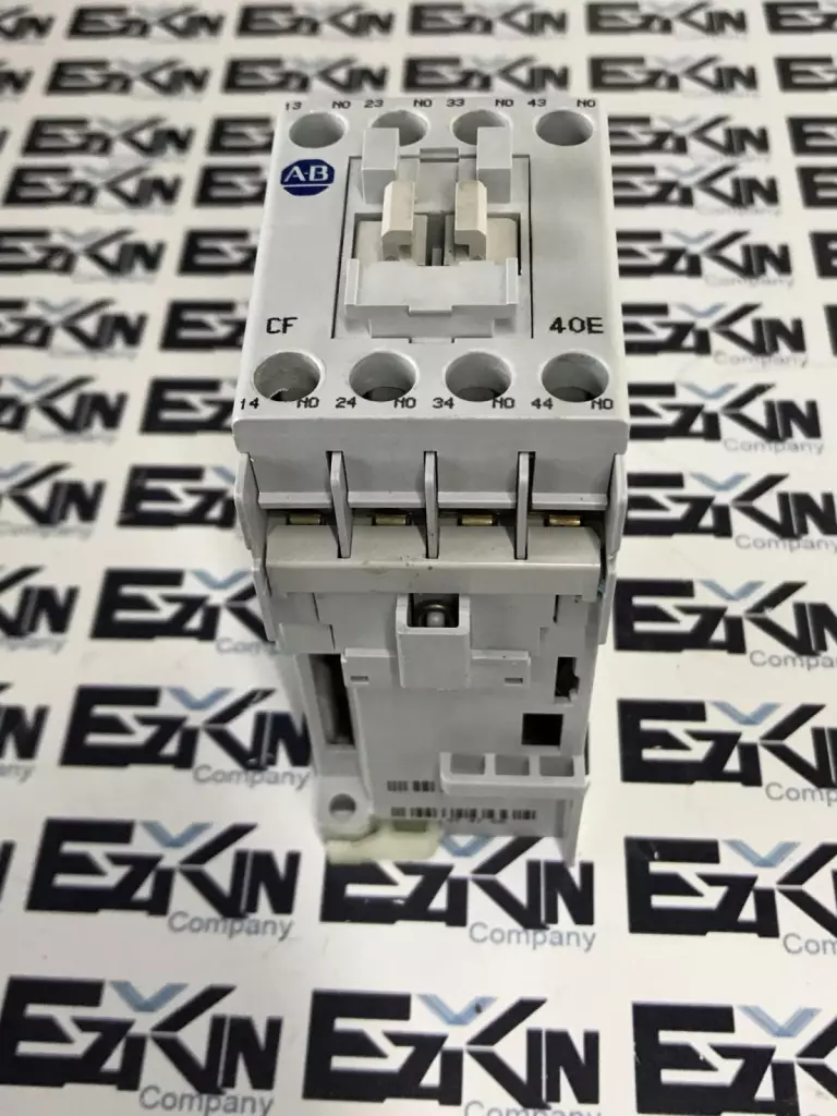 Allen-Bradley 700-CF400Z*  SER A CF 40E Contactor 600VAC 25Amp 