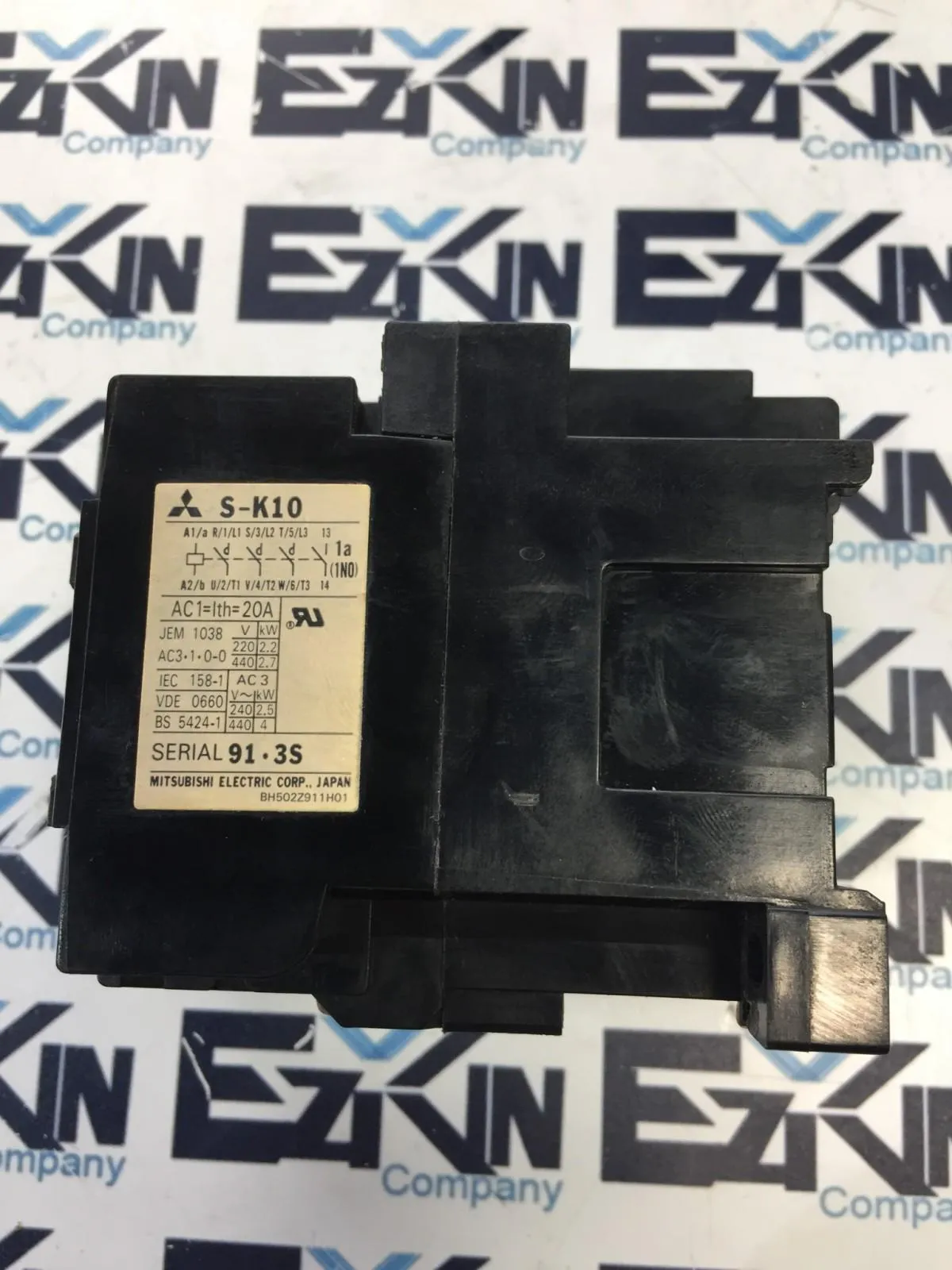 Mitsubishi Electric S-K10 20A Contactor, 660VAC 5-11A, 220-550VAC Coil 