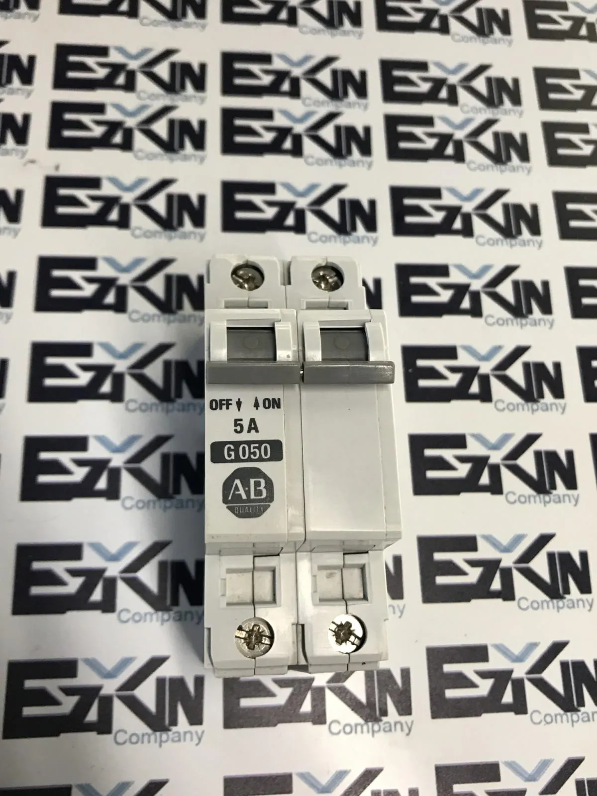 Allen-Bradley 1492-CB2 GO50 SER.B 2-Pole Circuit Breaker, 480VAC 65VDC 5A 