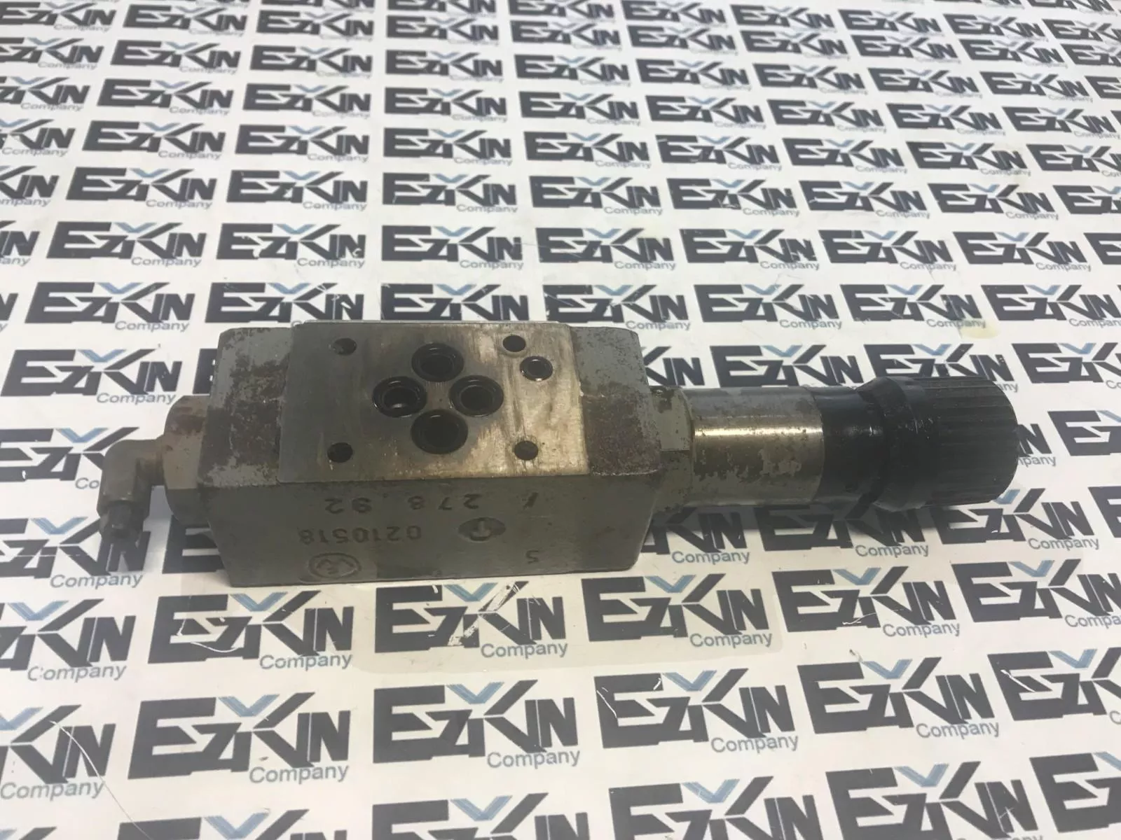 Duplomatic MZ3-1/40 Hydraulic Pressure Reducing Valve 