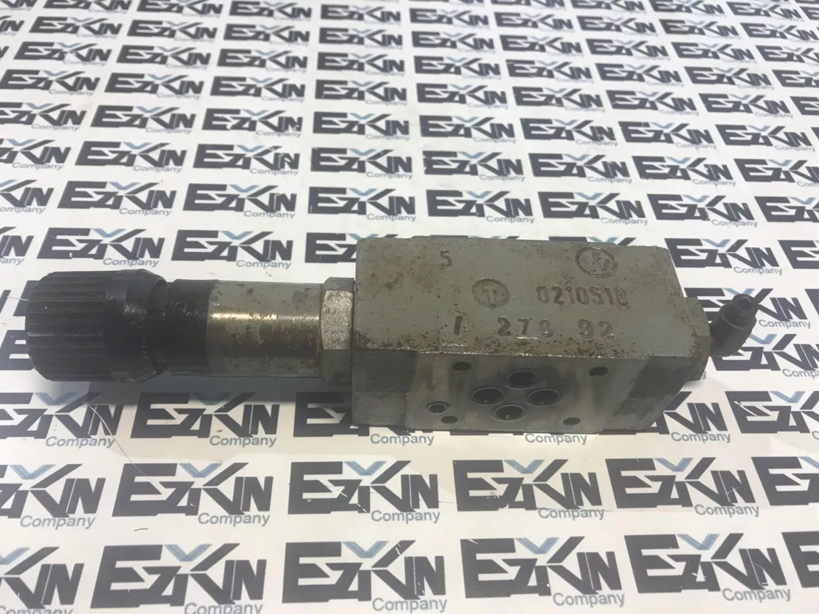 Duplomatic MZ3-1/40 Hydraulic Pressure Reducing Valve 